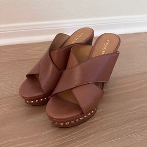 Coach Emily Semi Matte Brown Calf in Women’s size 6